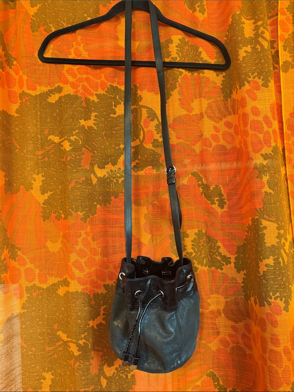 Vintage Coach Classic Black Leather Drawstring Crossbody Bucket Bag